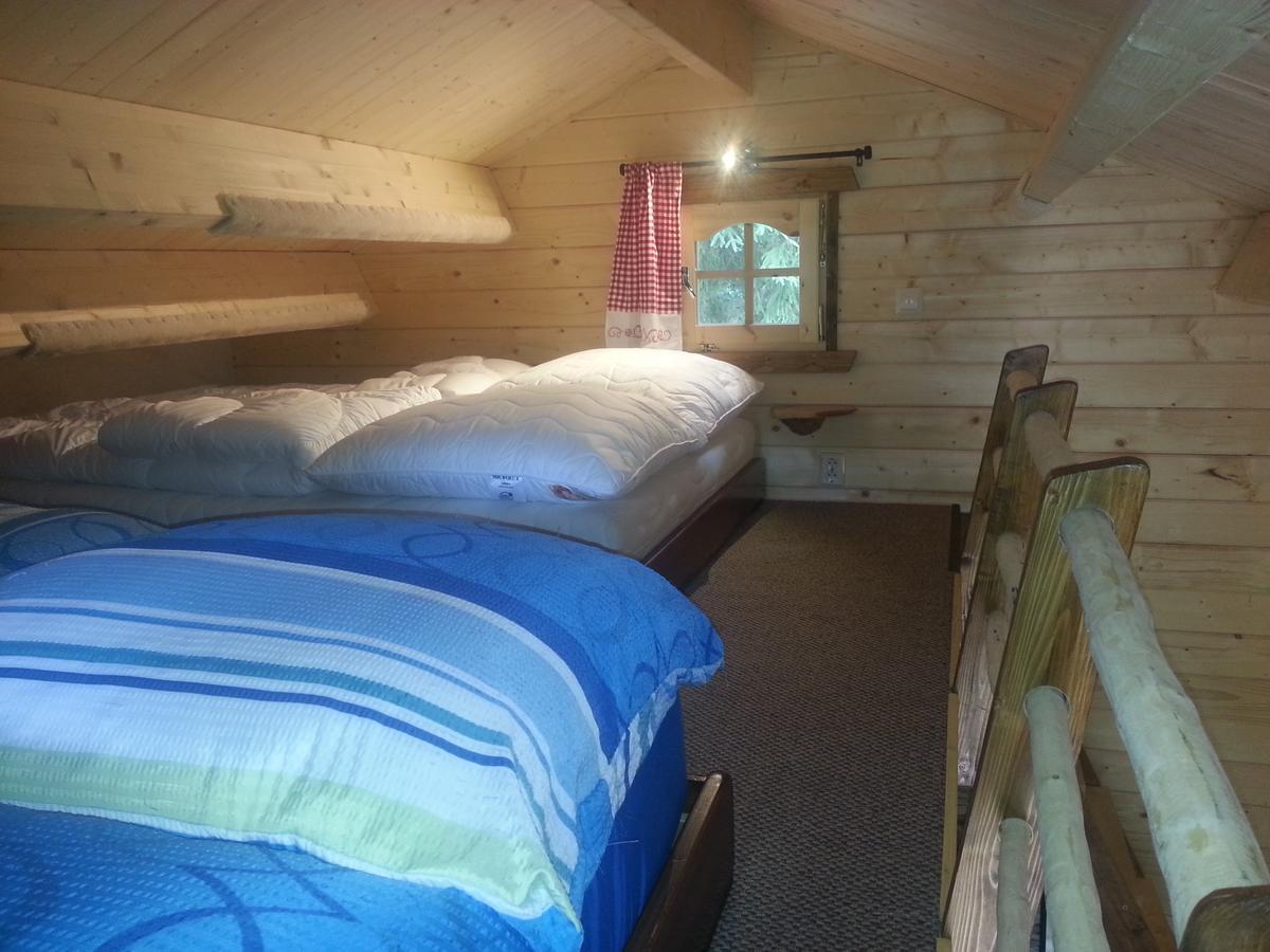 Holzhaus Waldwichtel Am Wald Und See Neuruppin Luaran gambar